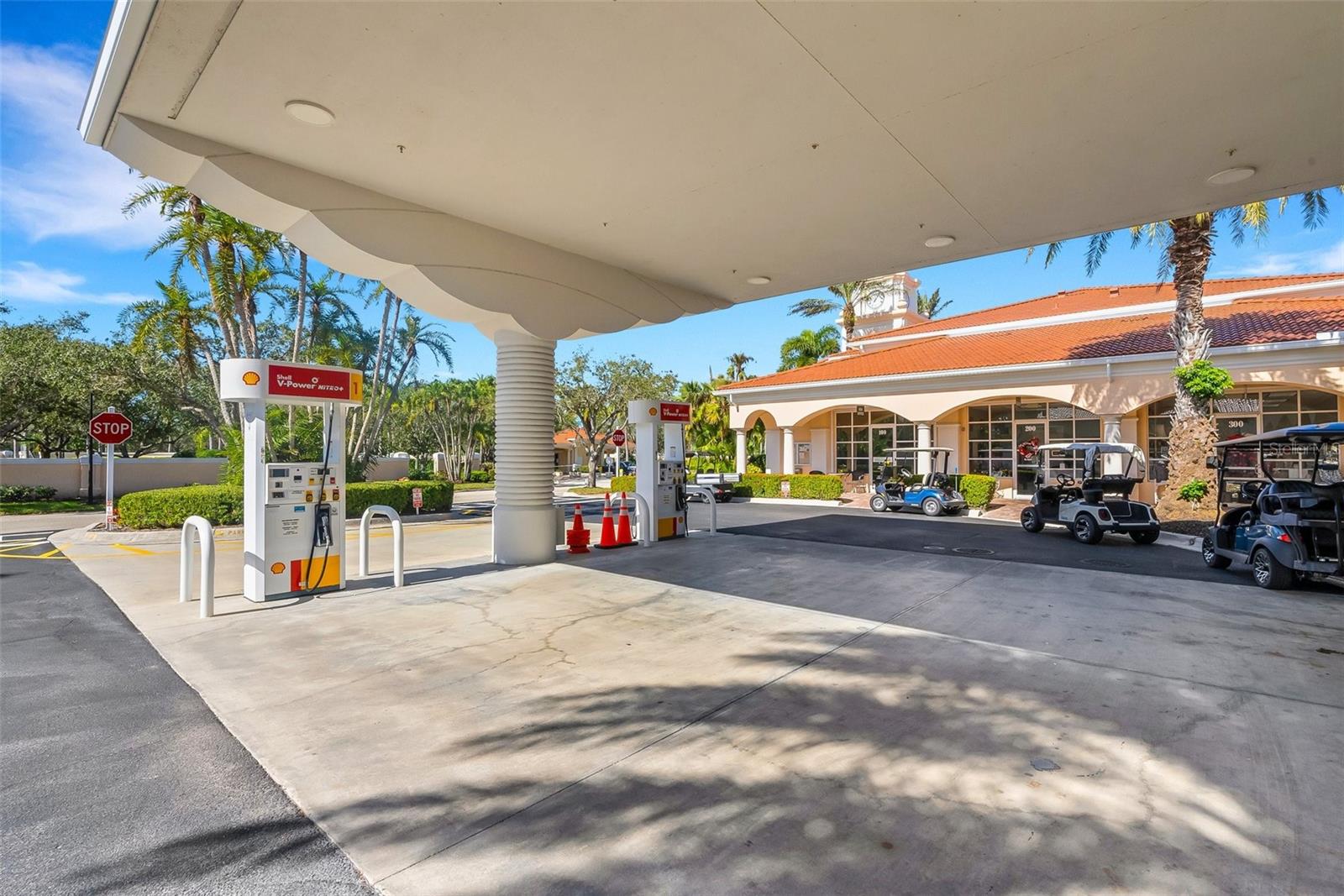 VILLAGEWALK - Residential Lease