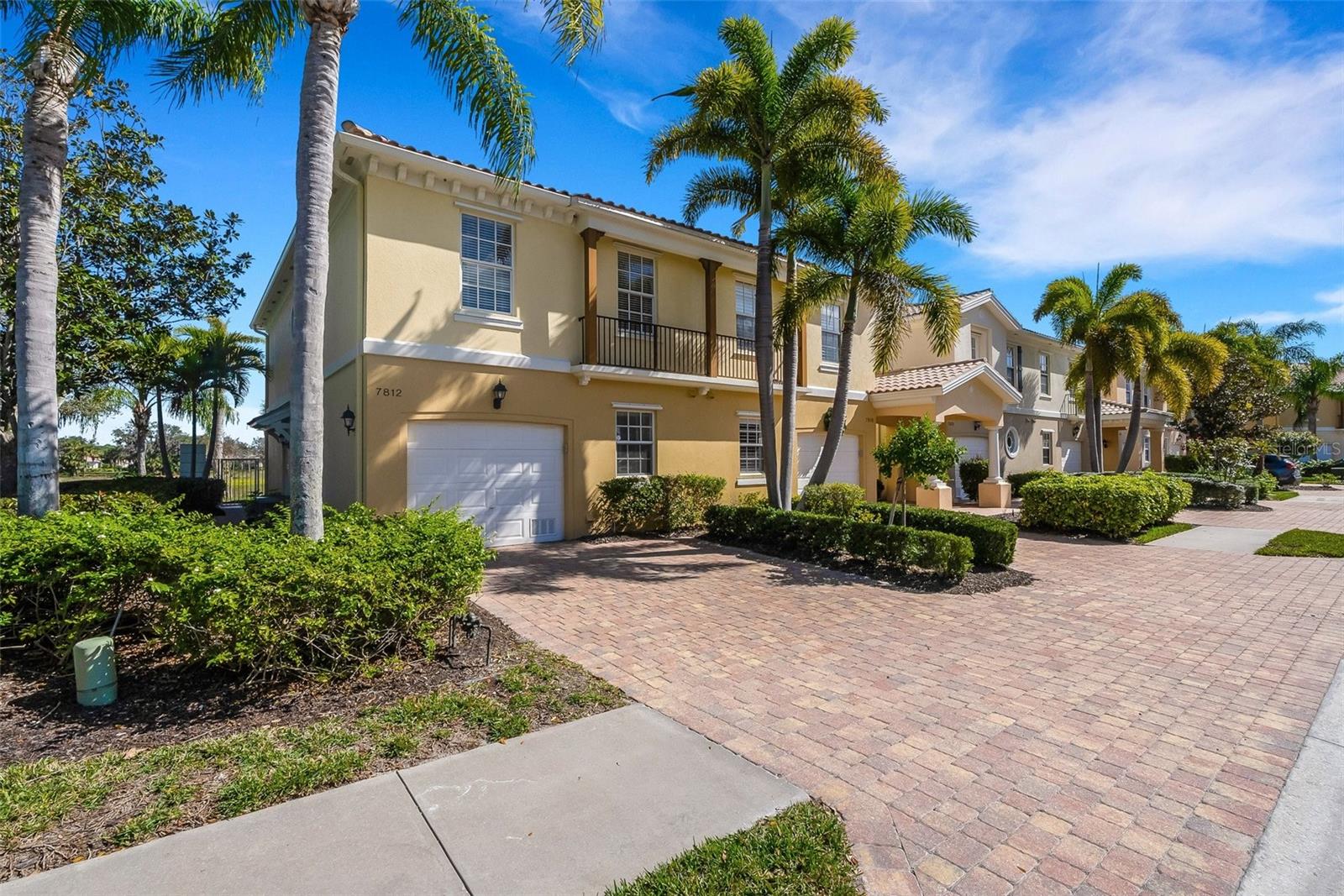 VILLAGEWALK - Residential Lease