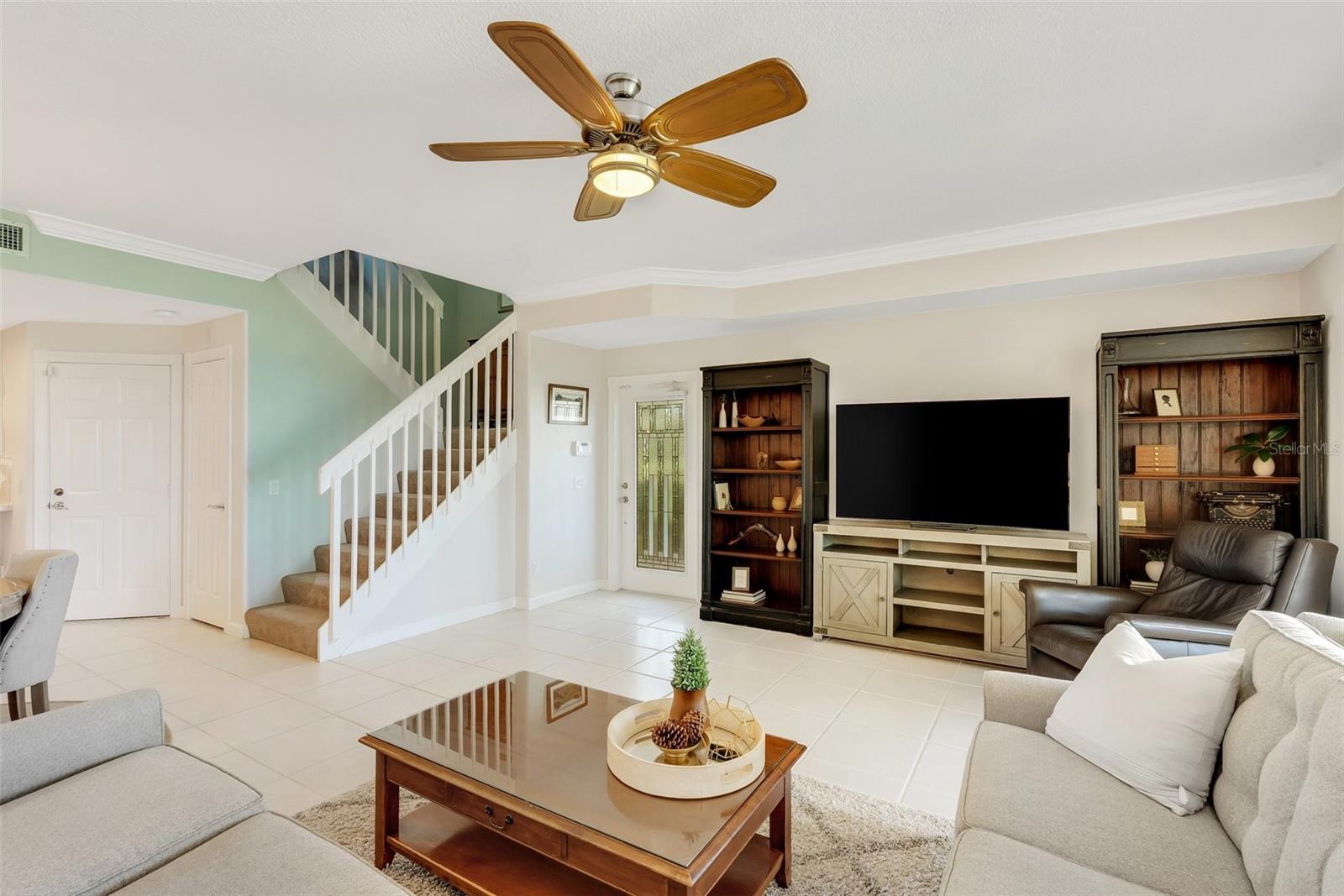 VILLAGEWALK - Residential Lease