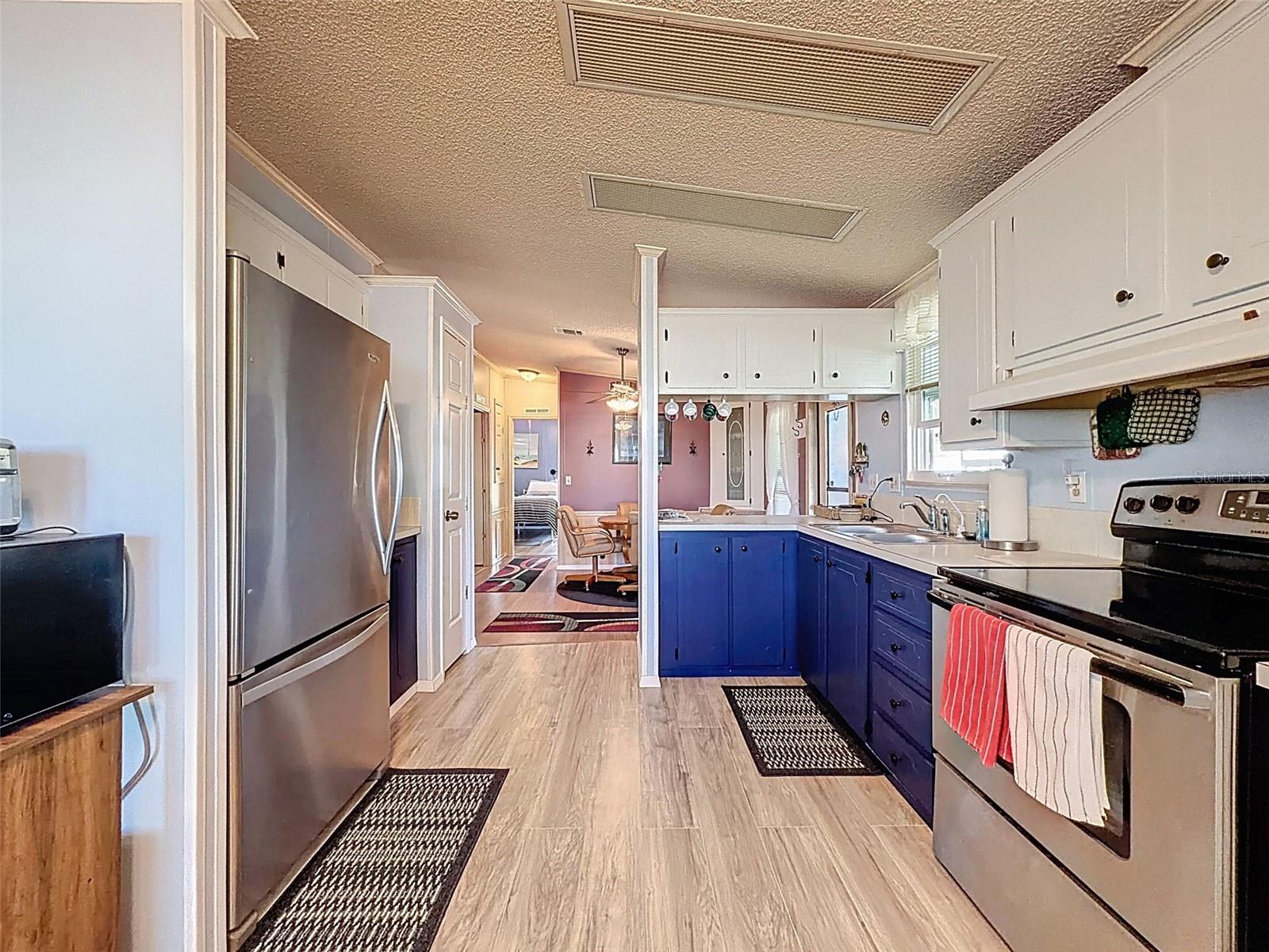 PONDEROSA PARK - Residential