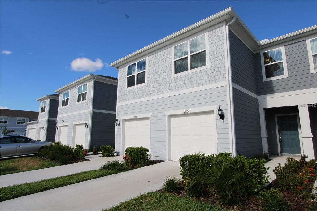 Photo of 2606 Winsome Way, Davenport, FL 33896 (MLS # O6404394)