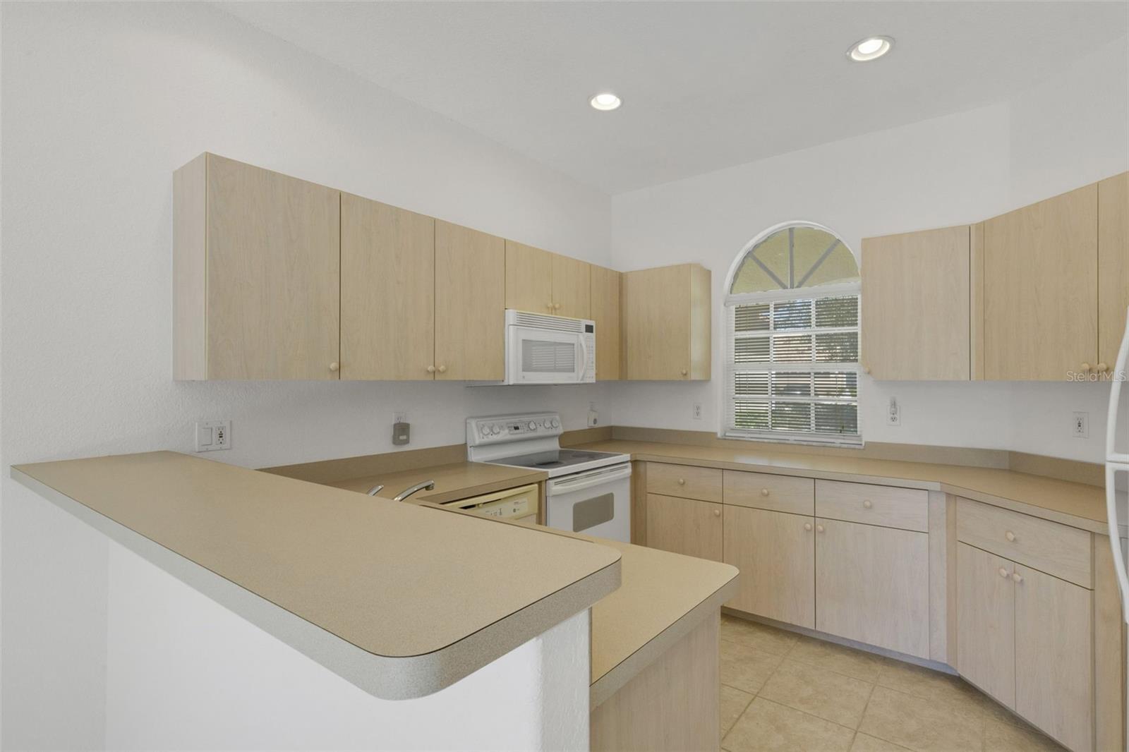 SEMINOLE LAKES PH 04 - Residential