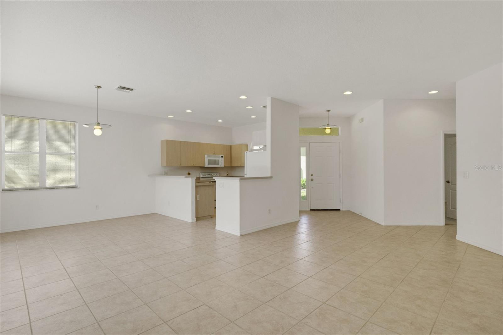 SEMINOLE LAKES PH 04 - Residential