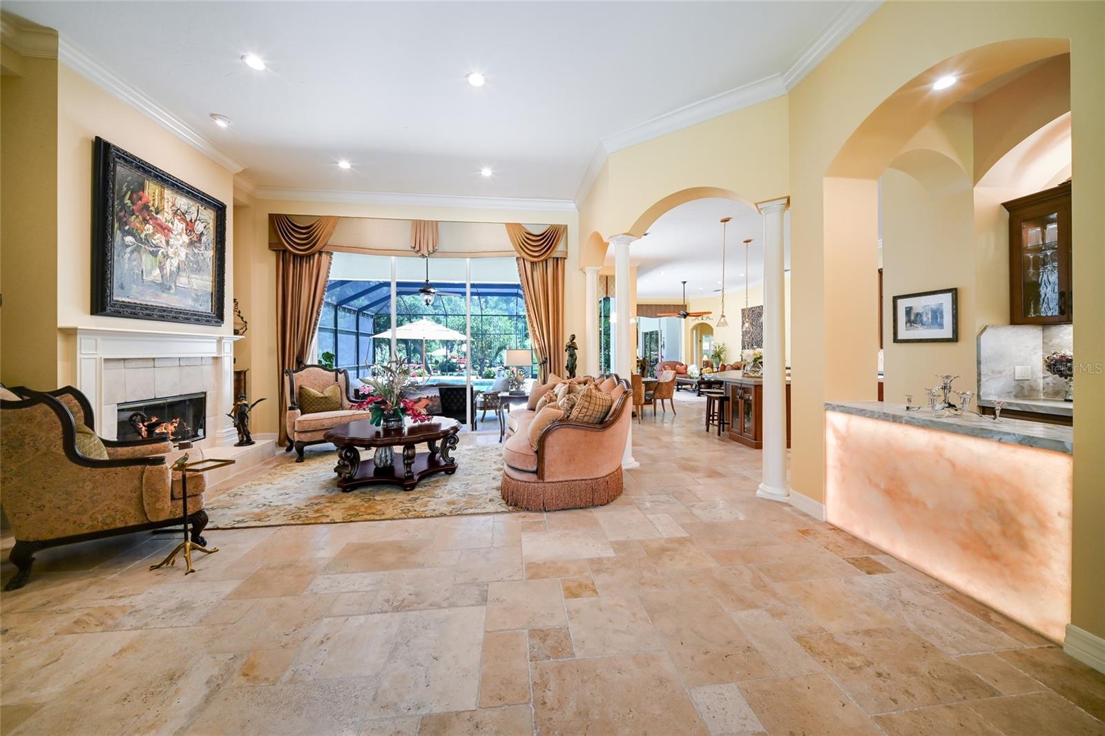 RIVER CLUB SOUTH - Residential