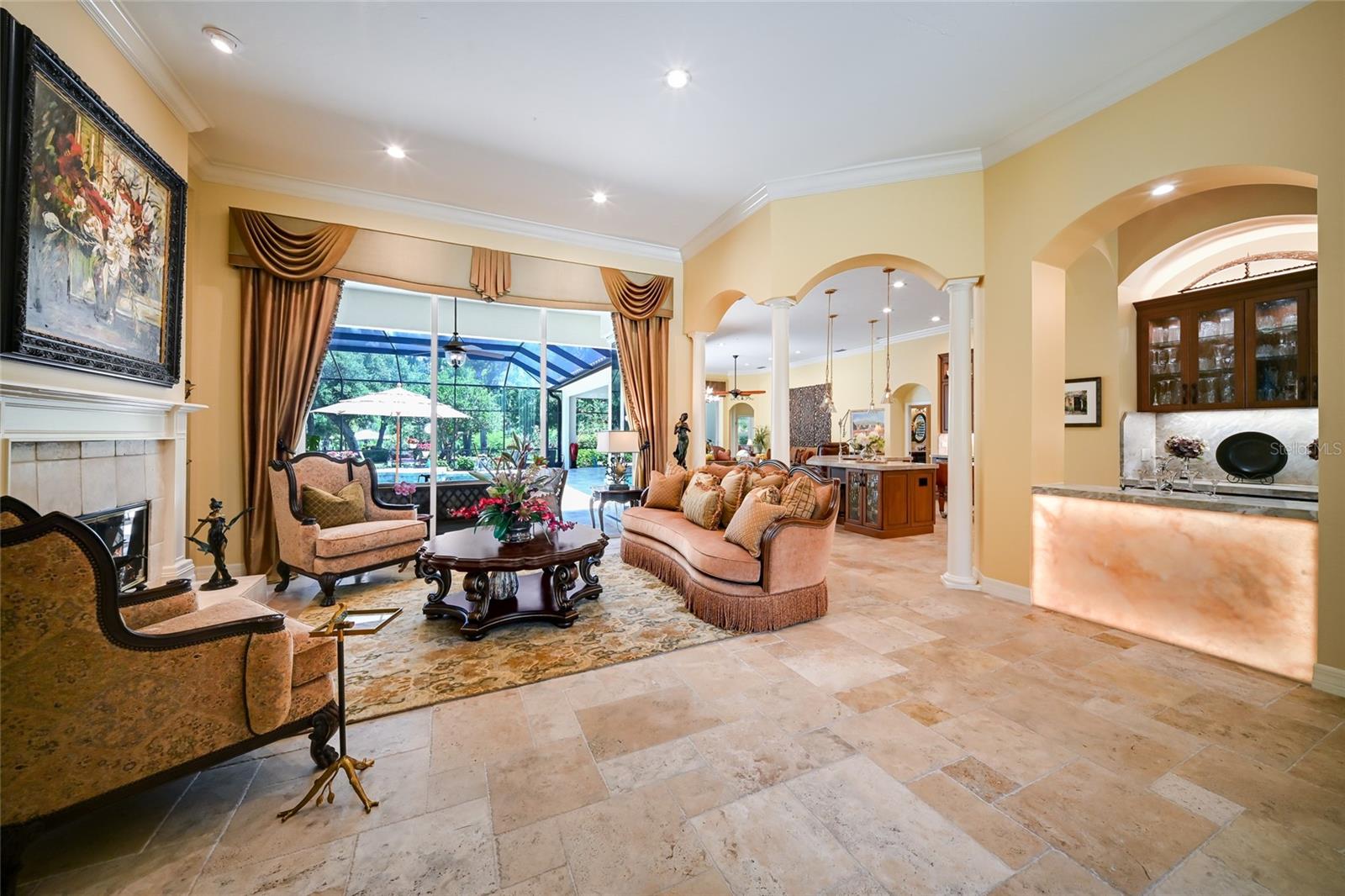 RIVER CLUB SOUTH - Residential