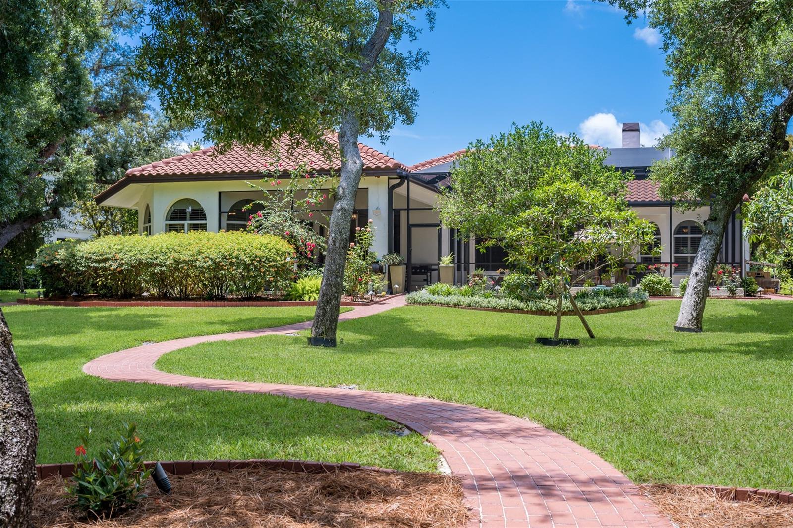RIVER CLUB SOUTH - Residential