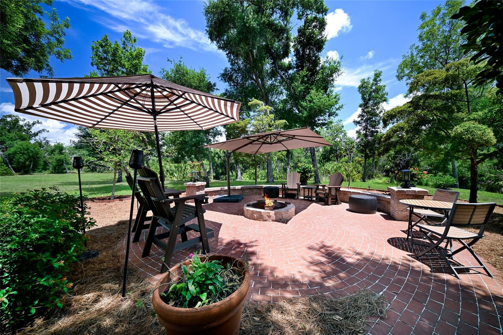 RIVER CLUB SOUTH - Residential