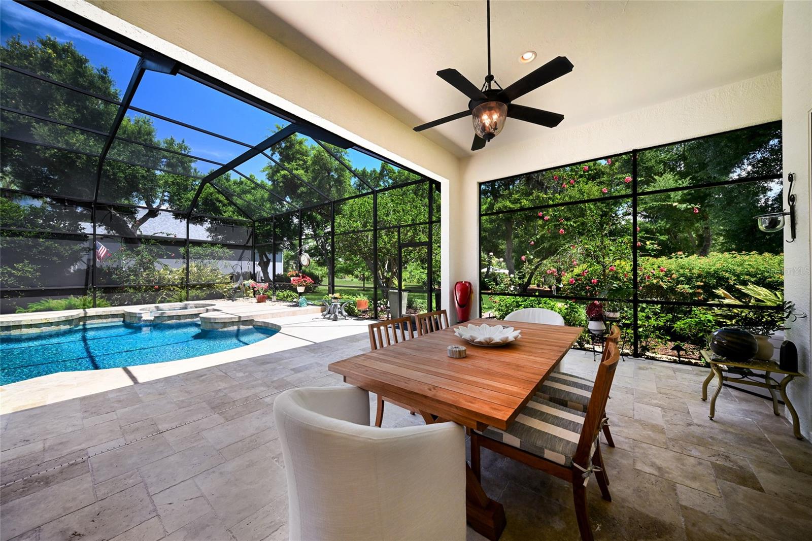 RIVER CLUB SOUTH - Residential