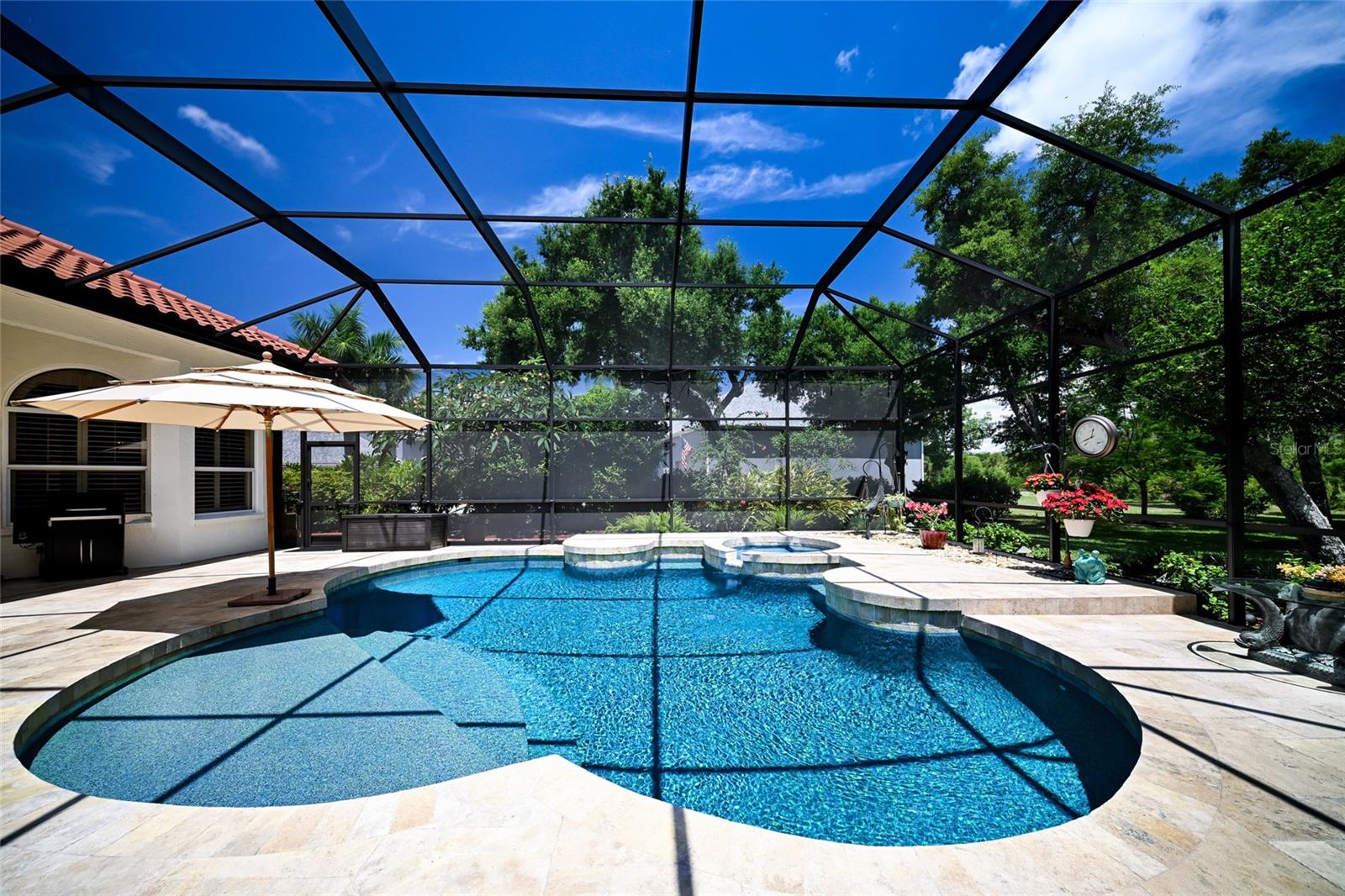 RIVER CLUB SOUTH - Residential