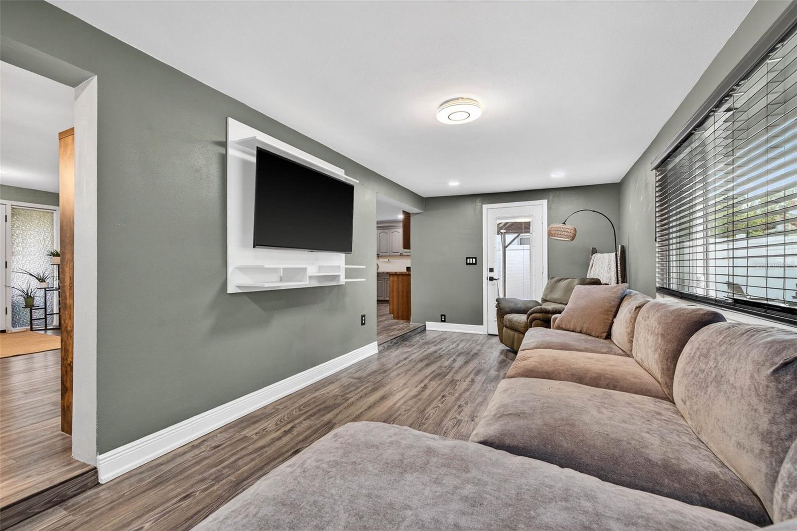 GREENBRIAR UNIT 10 - Residential