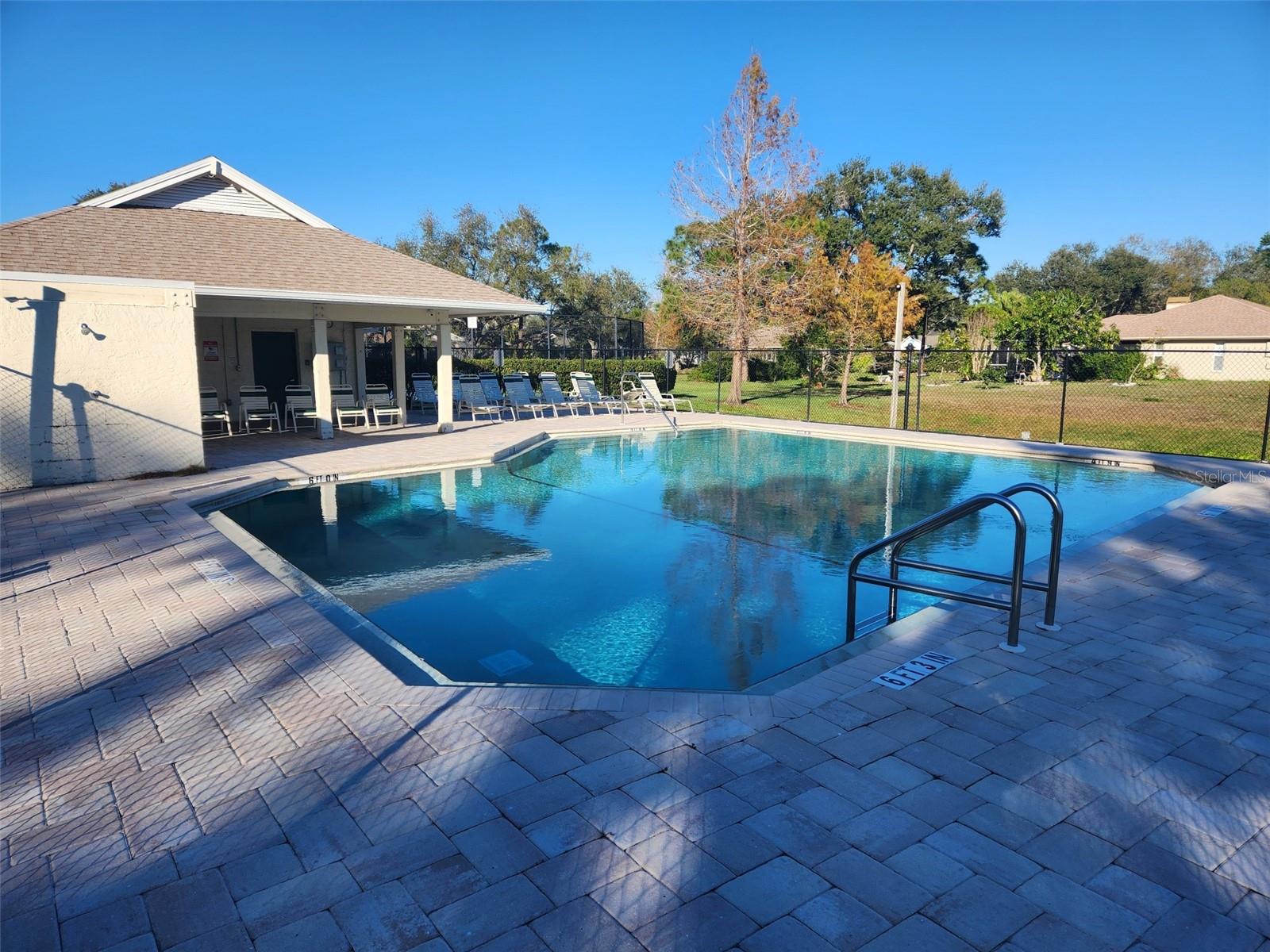 BRIARWOOD - Residential