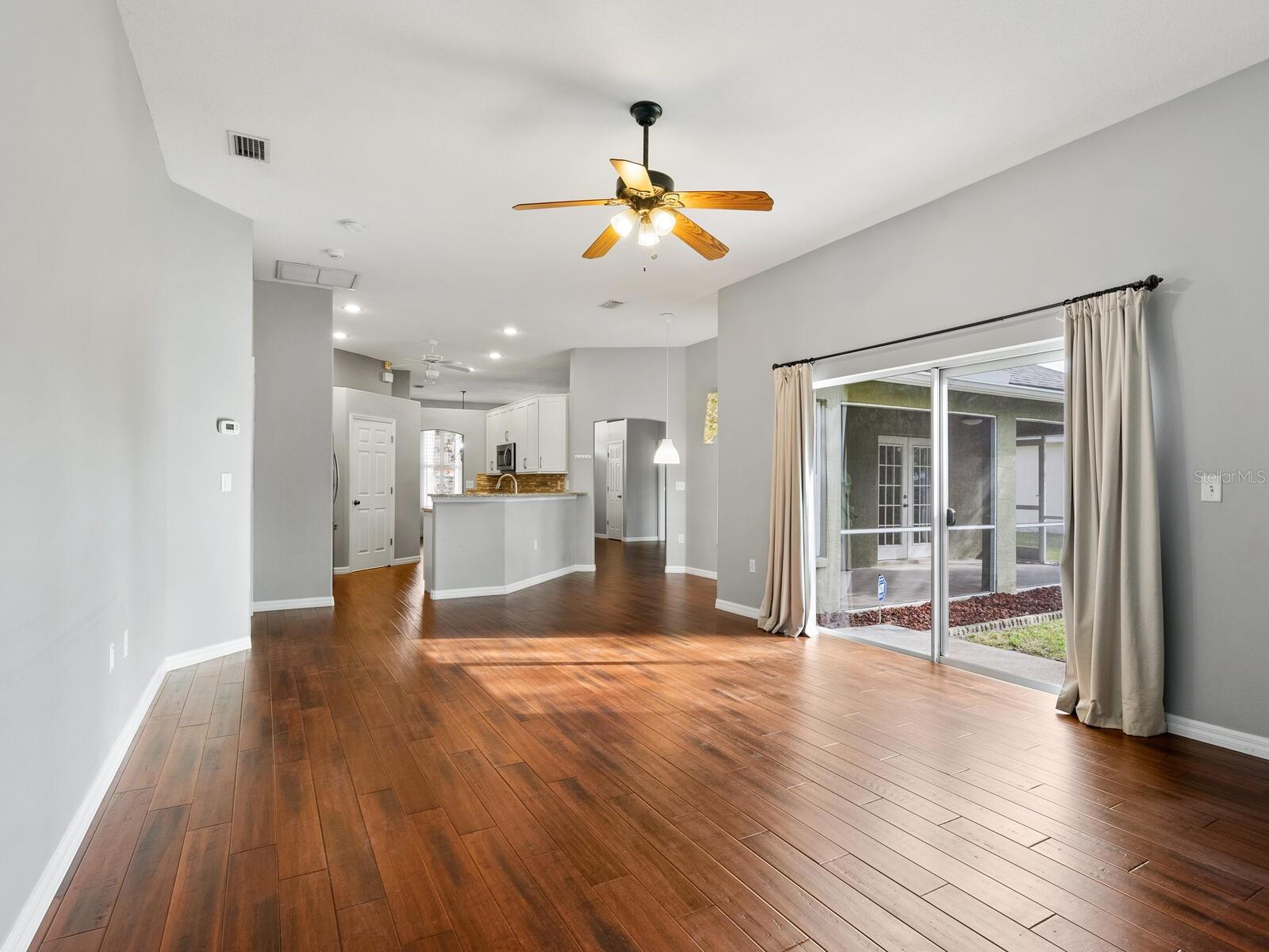 BRIARWOOD - Residential