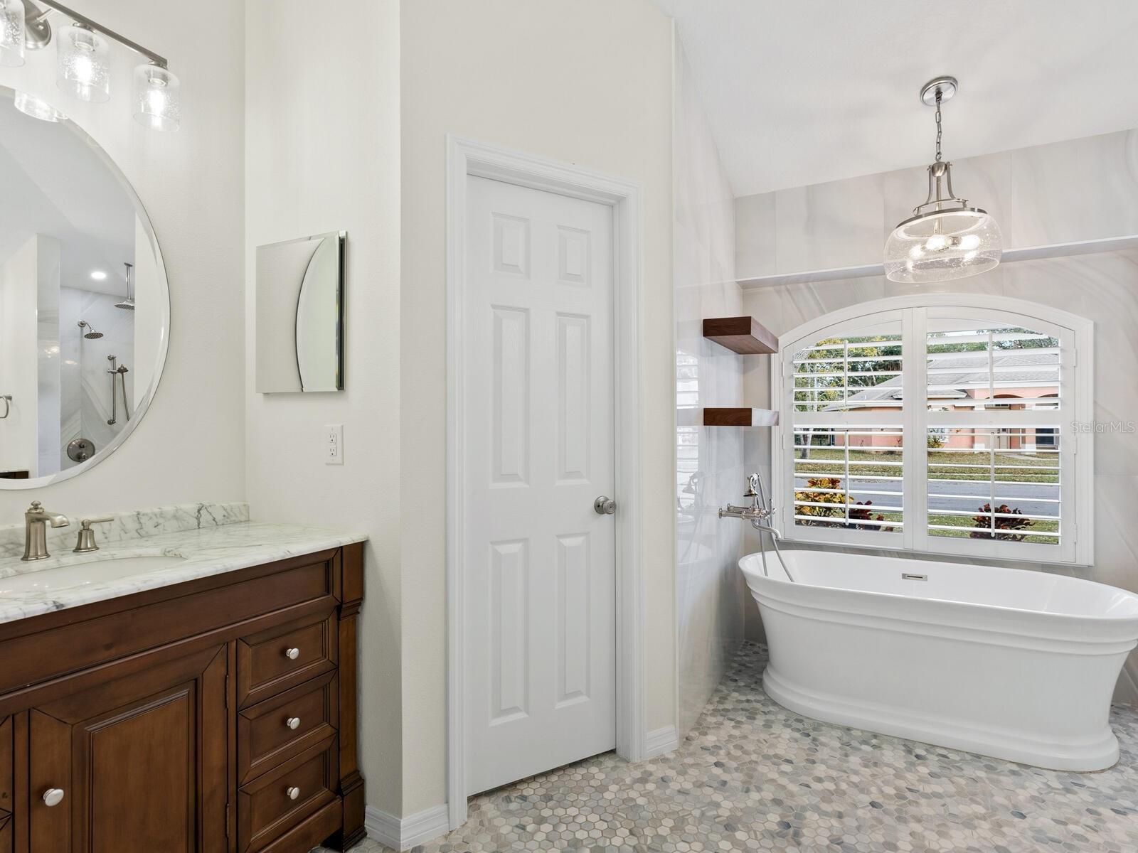 BRIARWOOD - Residential