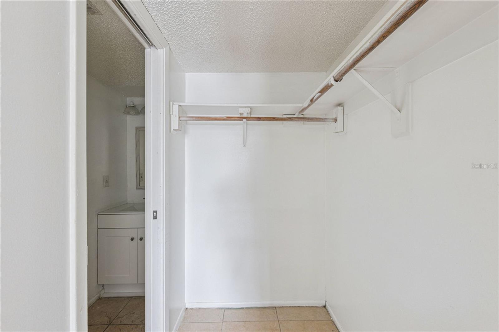 NORTH ORLANDO - Residential Lease