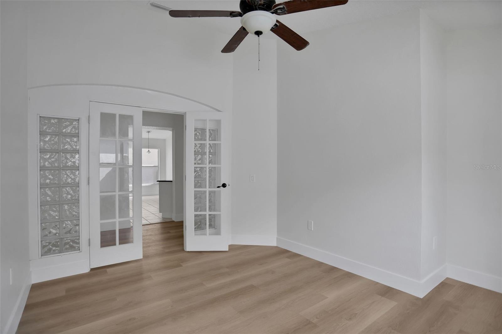 PAVILION PH 3 - Residential