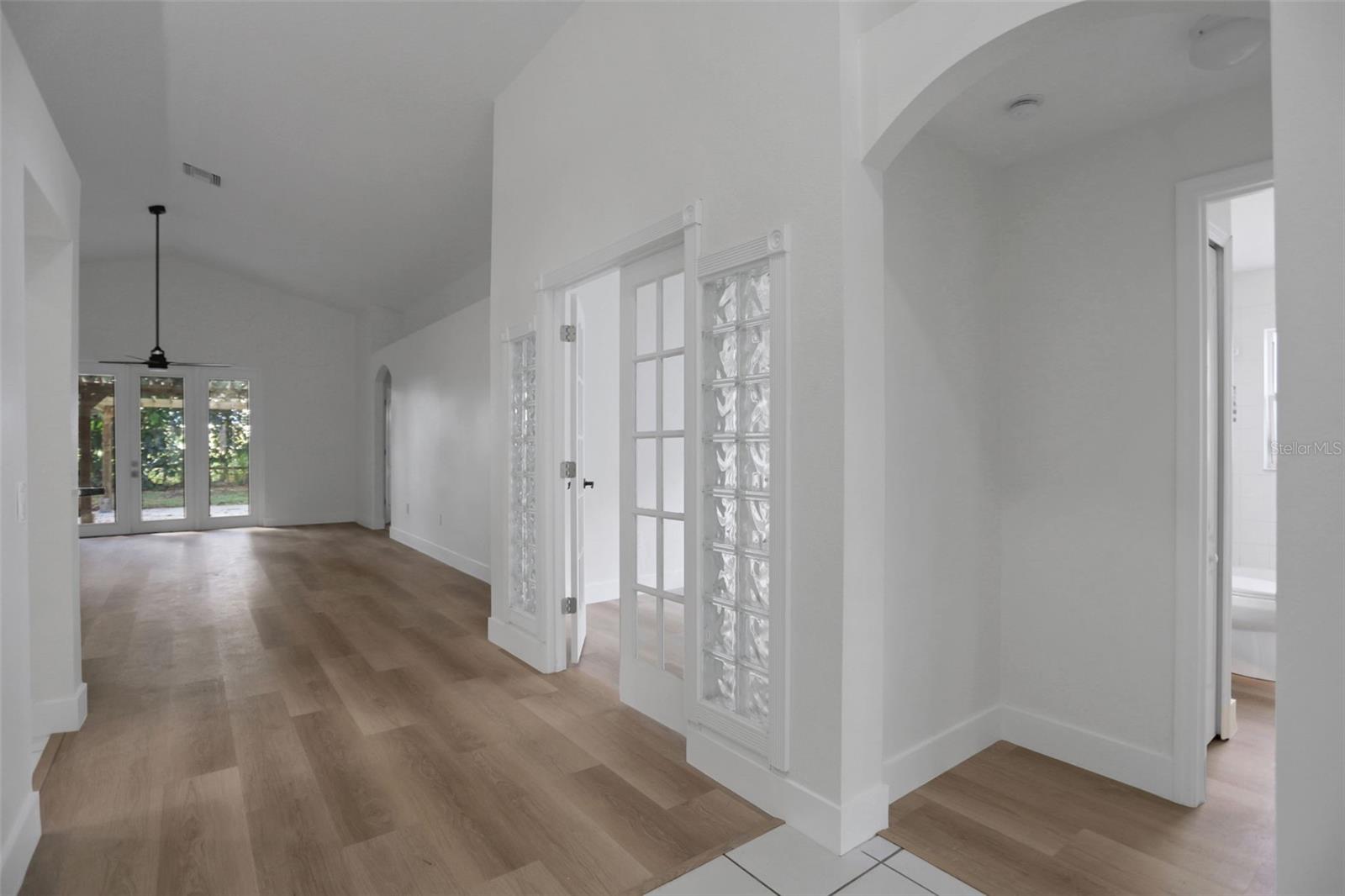 PAVILION PH 3 - Residential