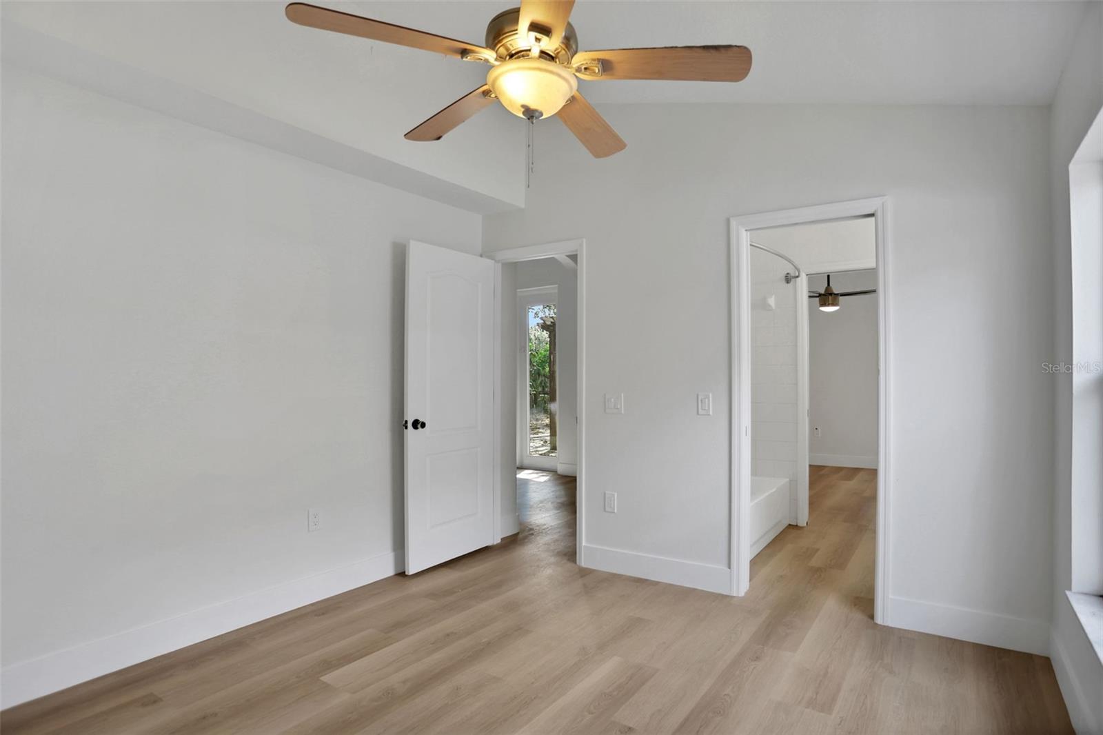 PAVILION PH 3 - Residential