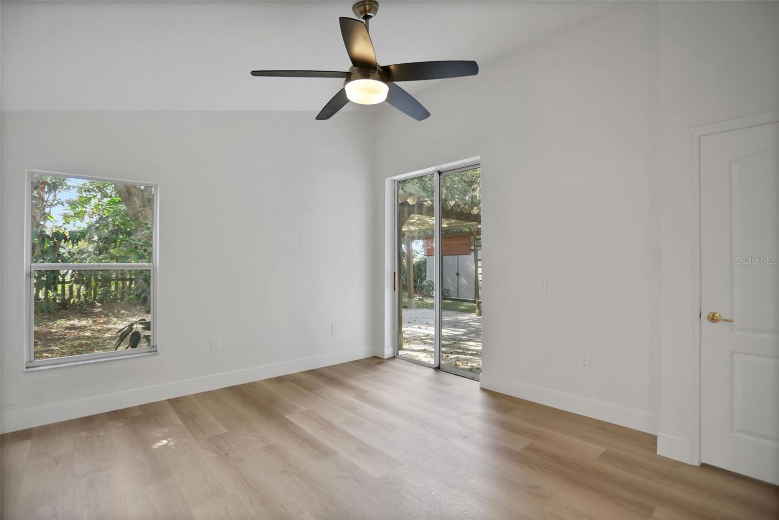 PAVILION PH 3 - Residential