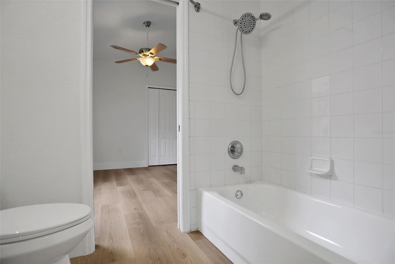 PAVILION PH 3 - Residential