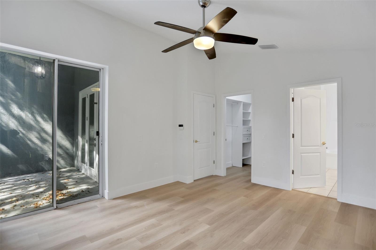 PAVILION PH 3 - Residential