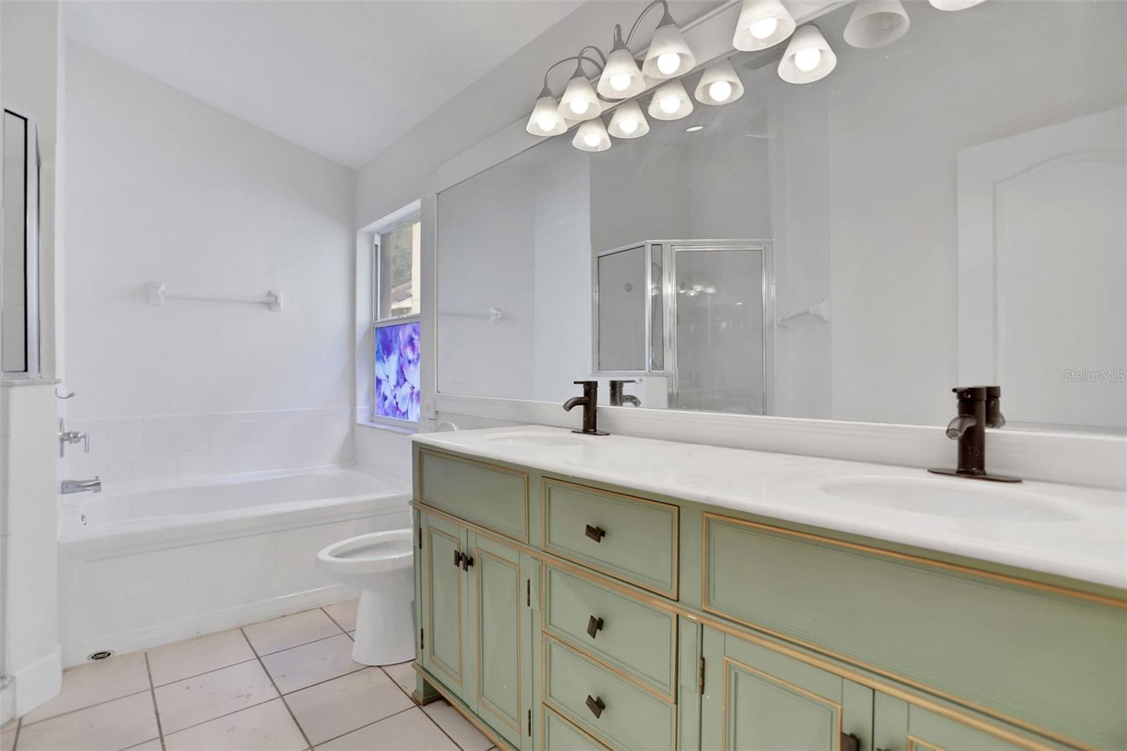 PAVILION PH 3 - Residential