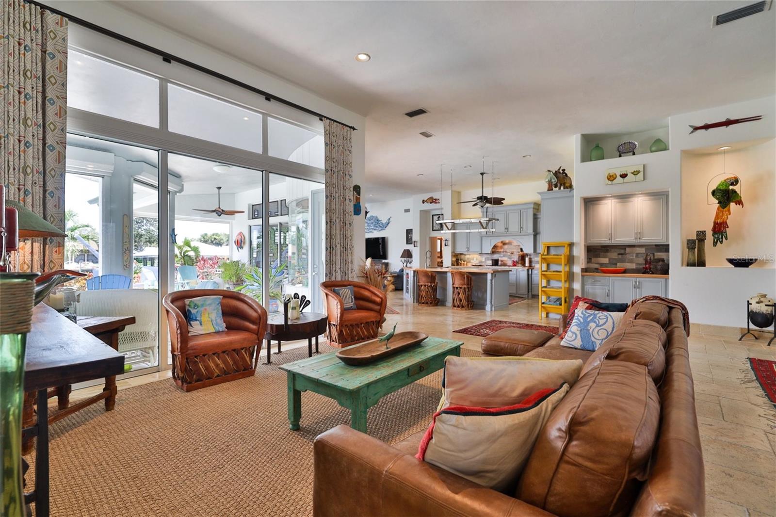 VENEZIA UNIT 07 - Residential