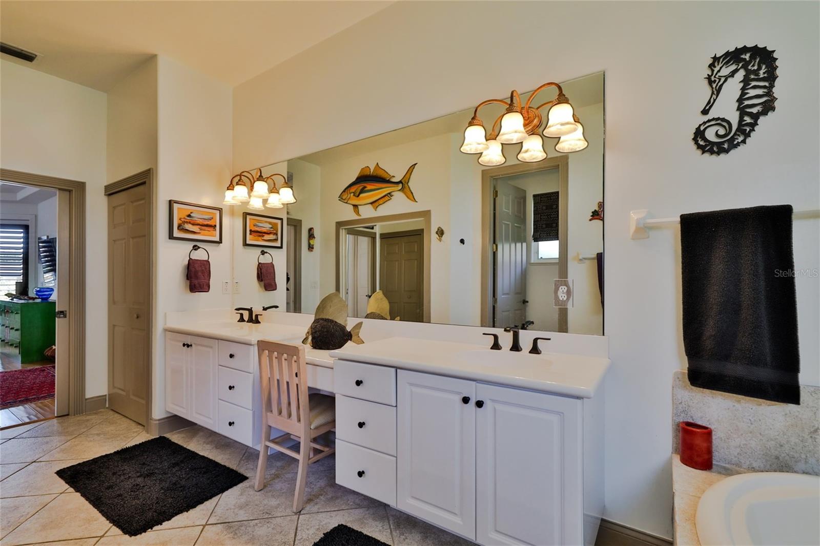 VENEZIA UNIT 07 - Residential