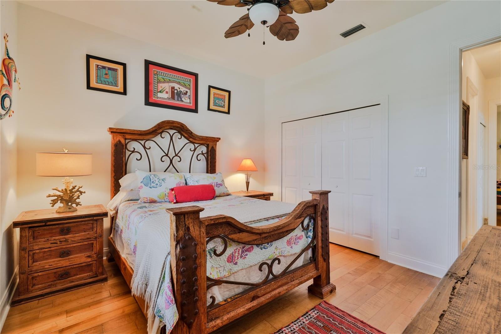 VENEZIA UNIT 07 - Residential