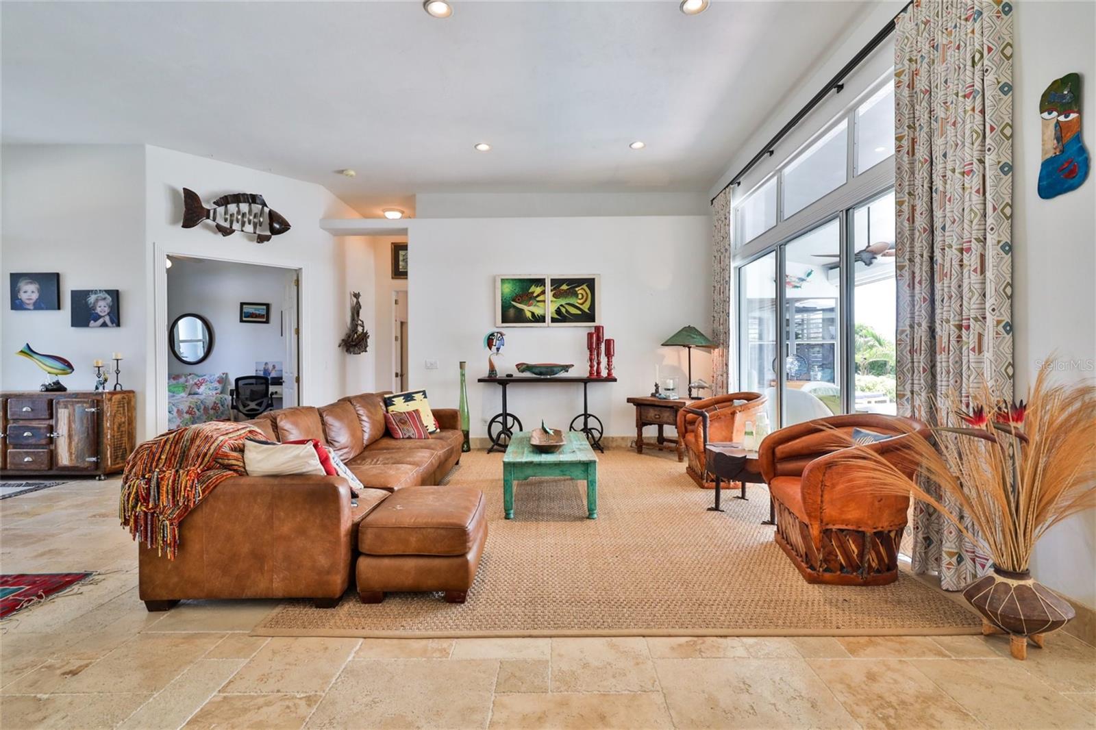 VENEZIA UNIT 07 - Residential