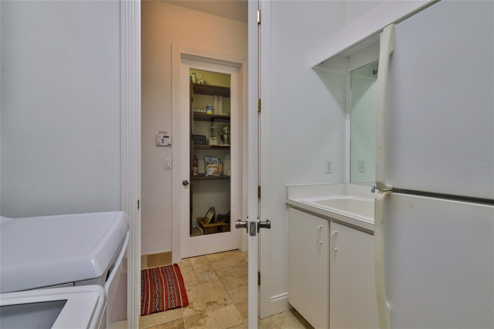 VENEZIA UNIT 07 - Residential