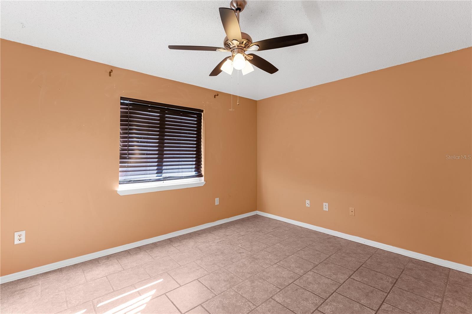 NORTHWOOD - Residential