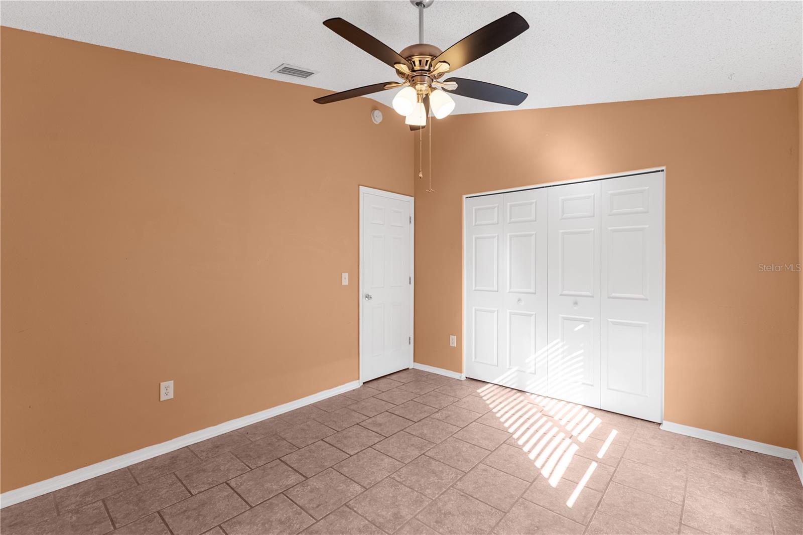 NORTHWOOD - Residential