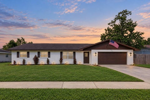 Photo of 6029 Christina Drive E, Lakeland, FL 33813 (MLS # O6441112)