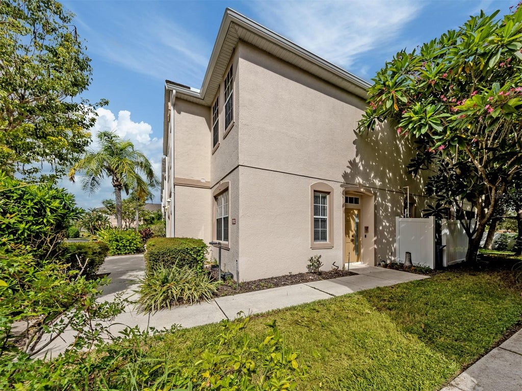 Photo of 3941 Yellowstone Circle, Sarasota, FL 34233 (MLS # N6145840)