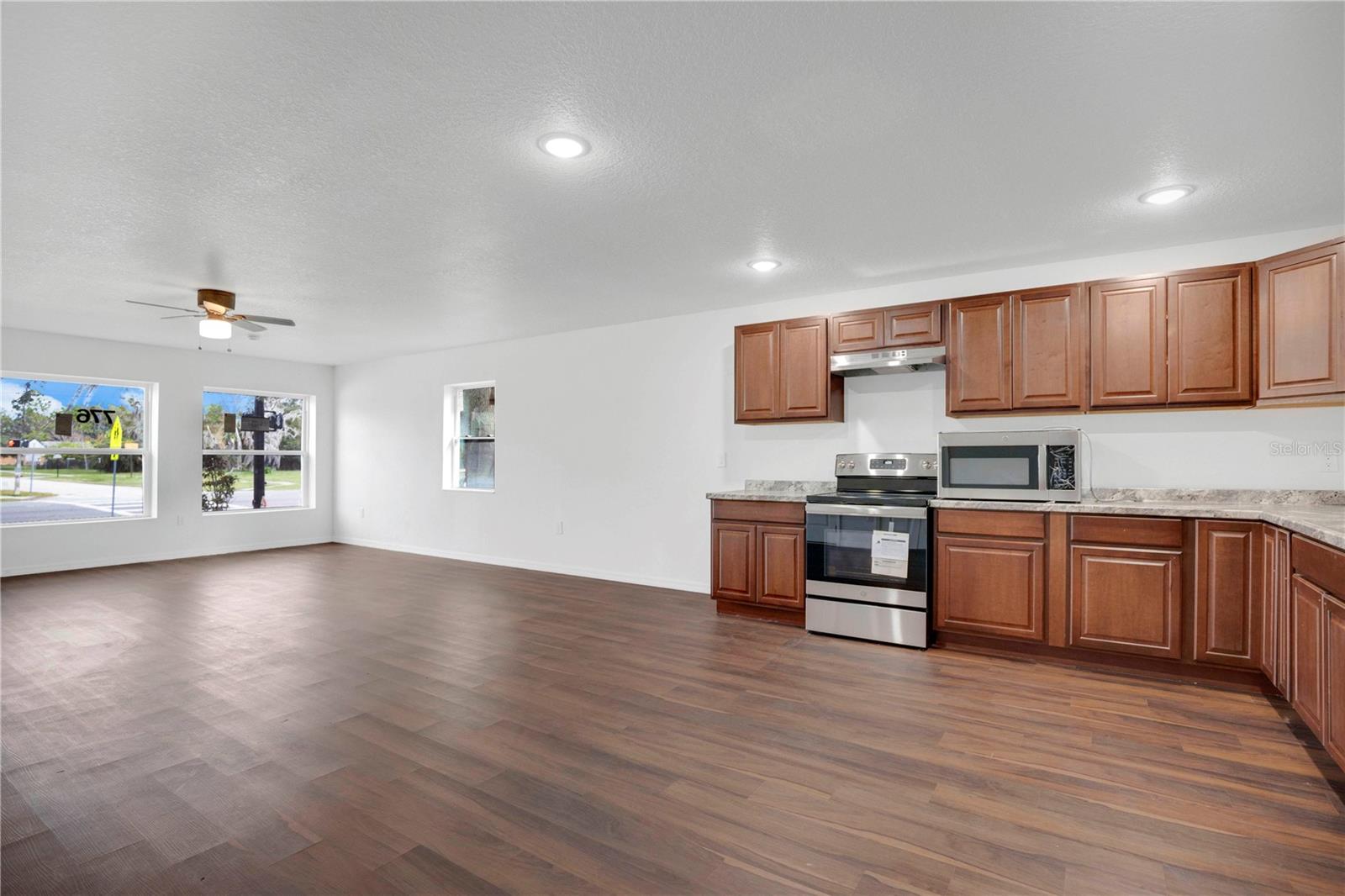 JACKSON HEIGHTS - Residential