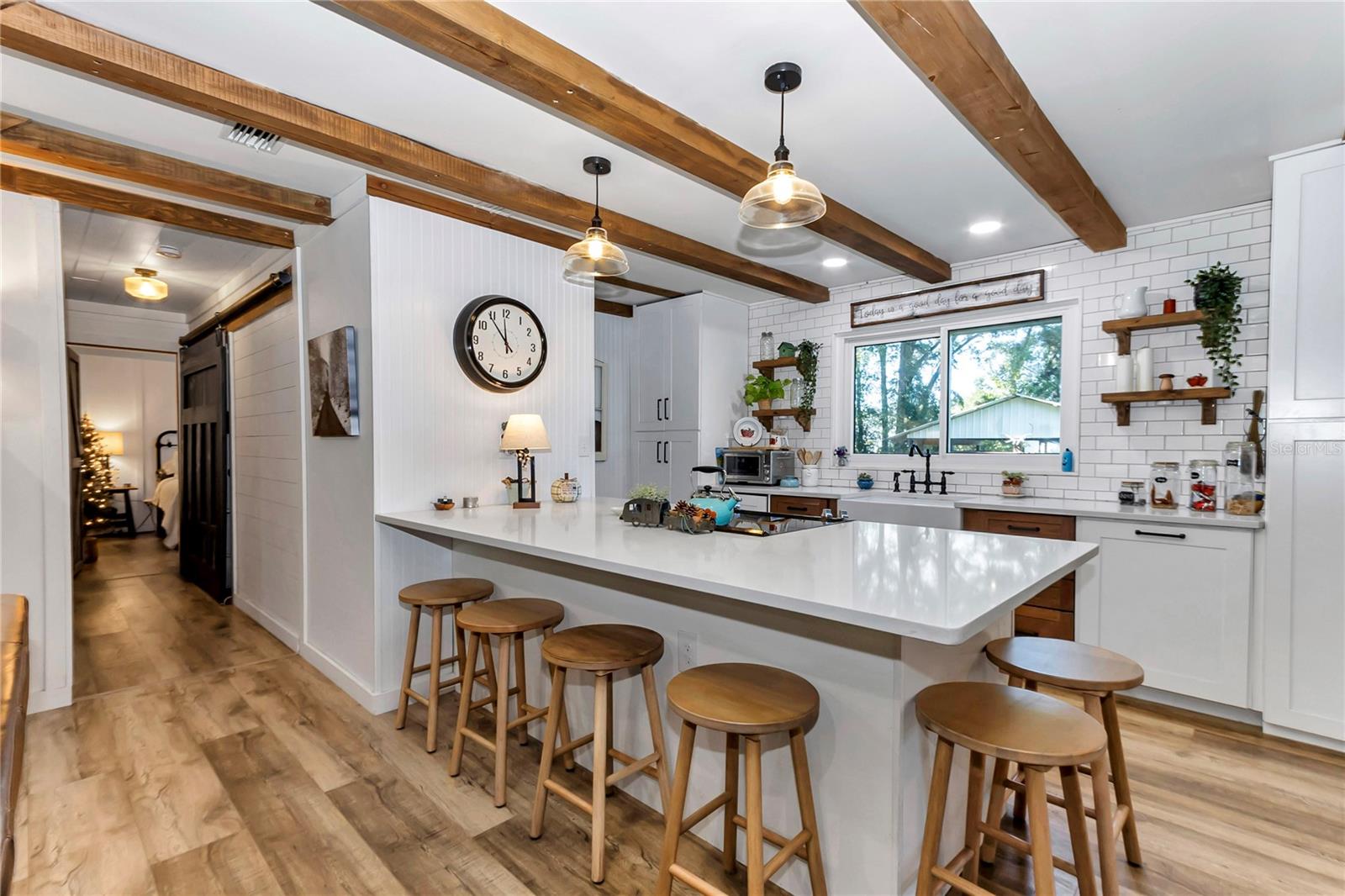 MEADOWBROOK RANCHES - Residential