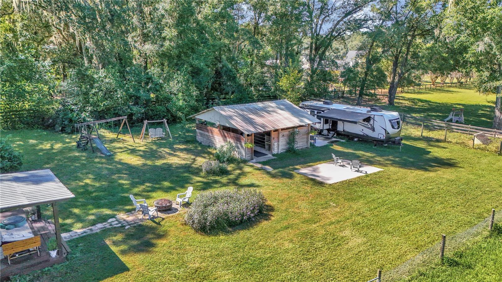 MEADOWBROOK RANCHES - Residential