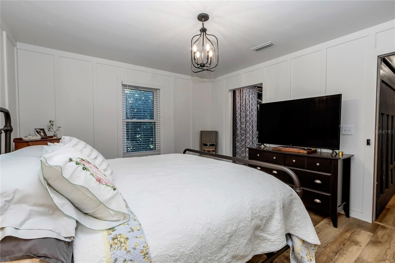 MEADOWBROOK RANCHES - Residential