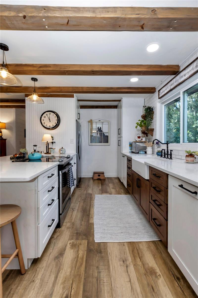 MEADOWBROOK RANCHES - Residential