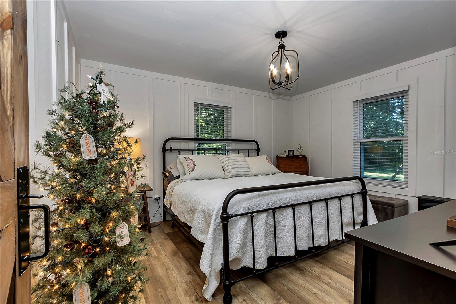 MEADOWBROOK RANCHES - Residential