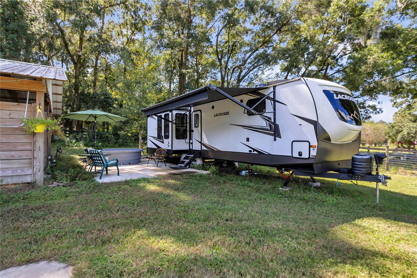 MEADOWBROOK RANCHES - Residential