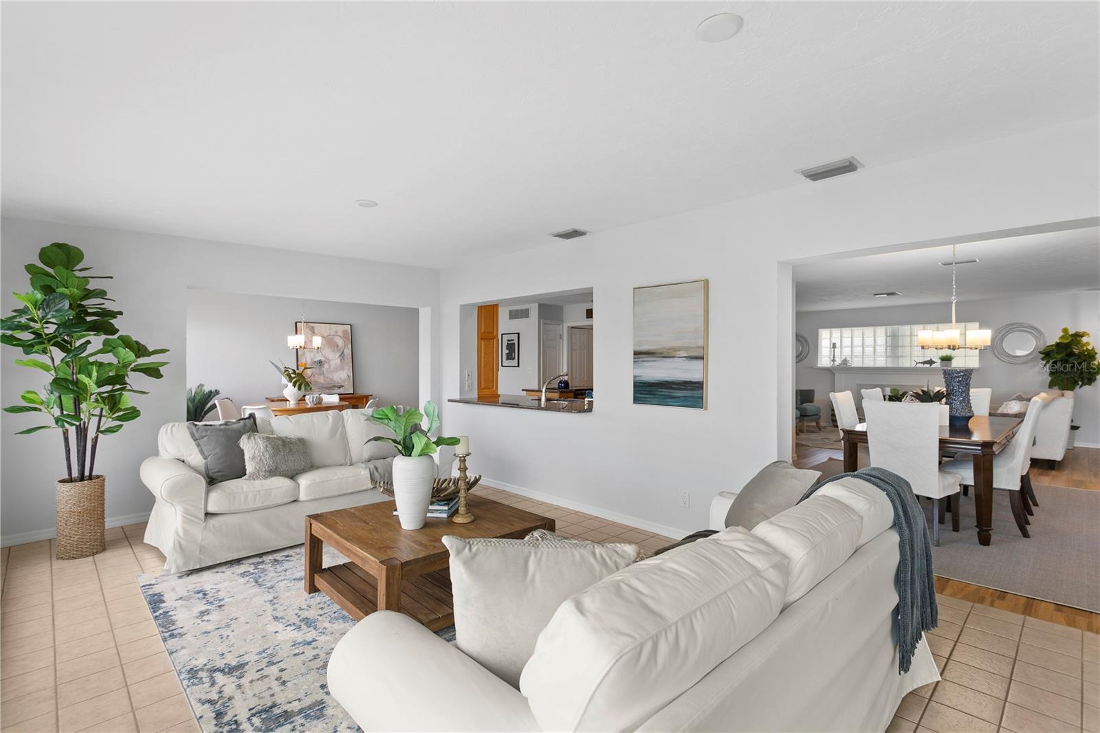 VENETIAN ISLES - Residential