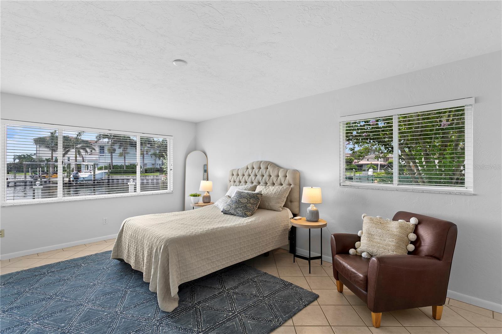 VENETIAN ISLES - Residential