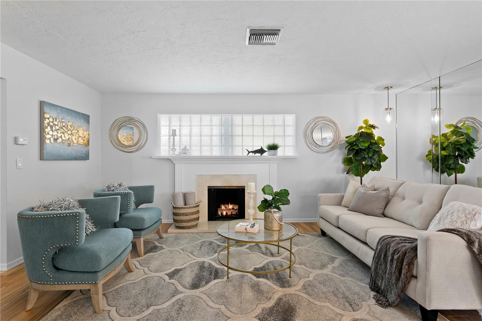 VENETIAN ISLES - Residential