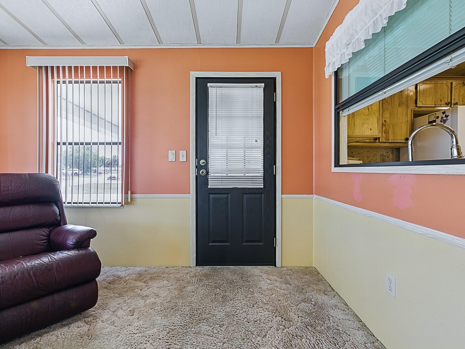 1437 APACHE CIRCLE