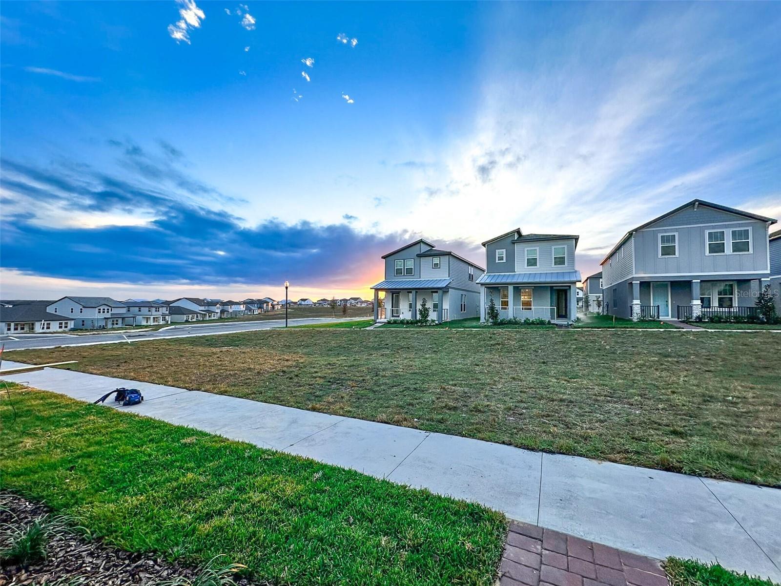 SILVERLEAF RESERVE/HAMLIN PH 2 - Residential