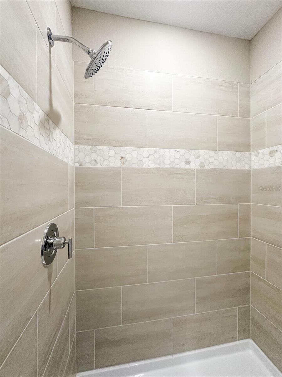 SILVERLEAF RESERVE/HAMLIN PH 2 - Residential