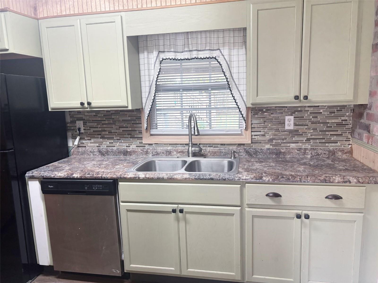 GROVE PARK - Residential