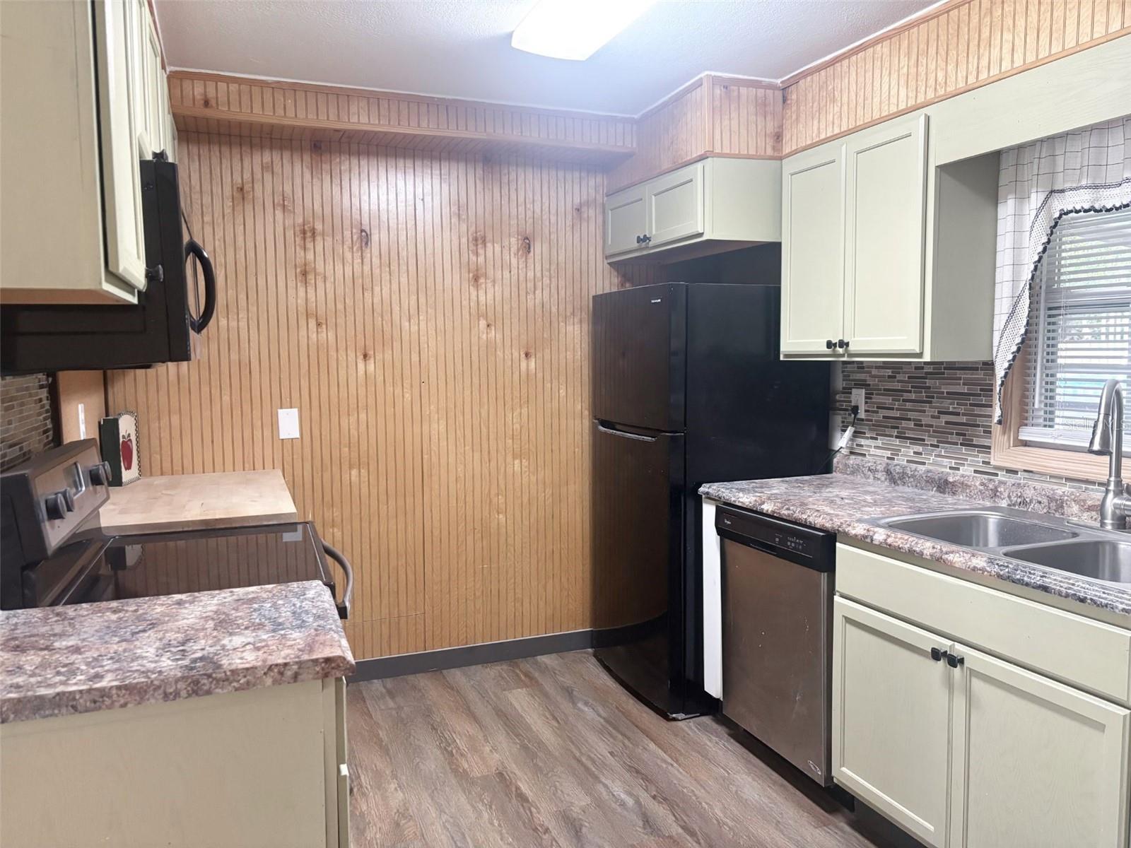 GROVE PARK - Residential