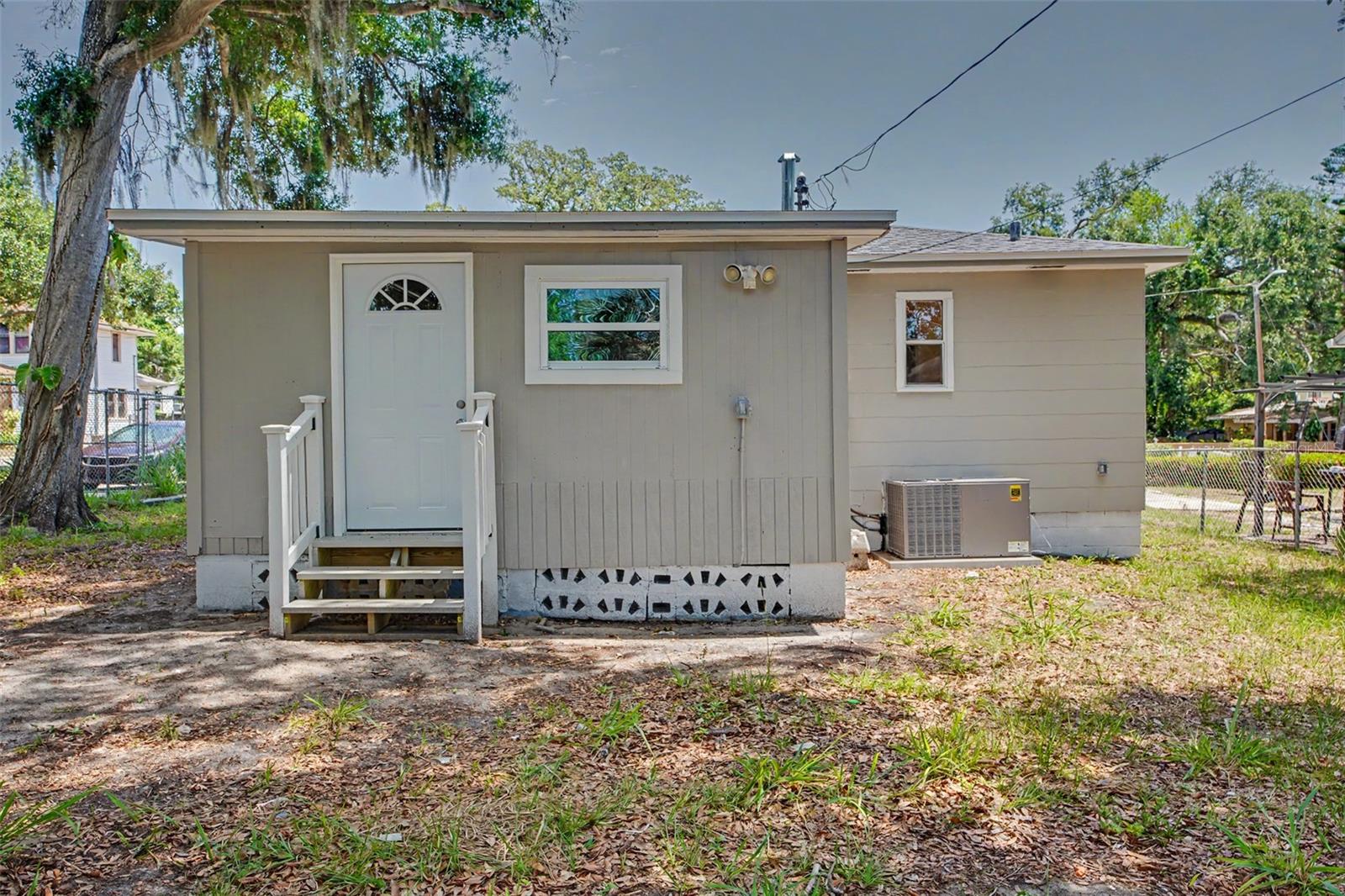 LAKEVIEW GROVE - Residential